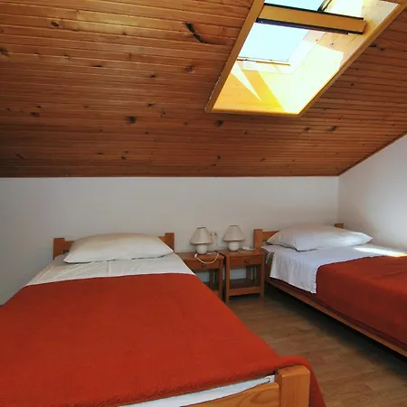 Apartment Milenka Punat